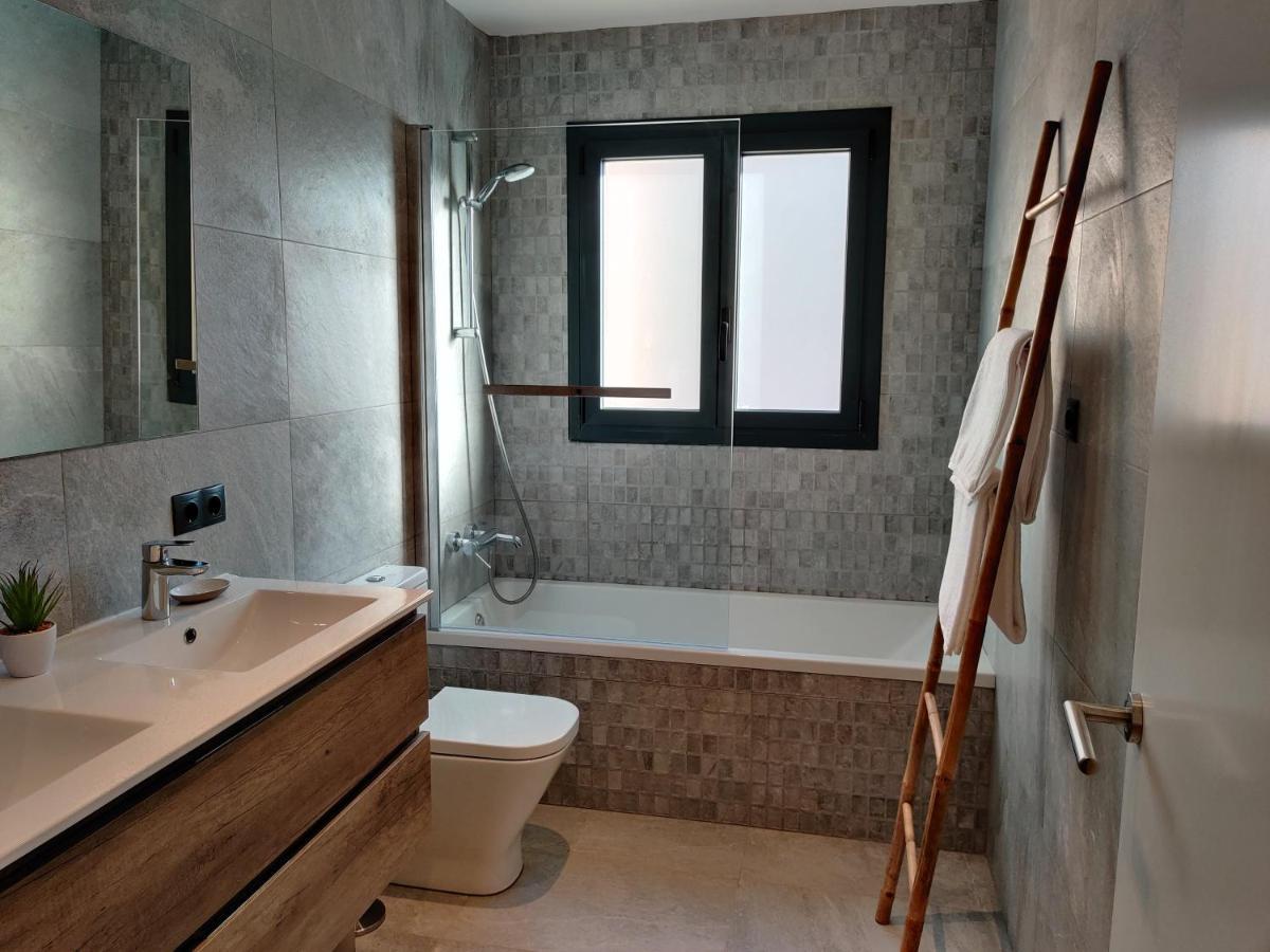 Stylish Apartments Camp Nou L'Hospitalet de Llobregat Bagian luar foto